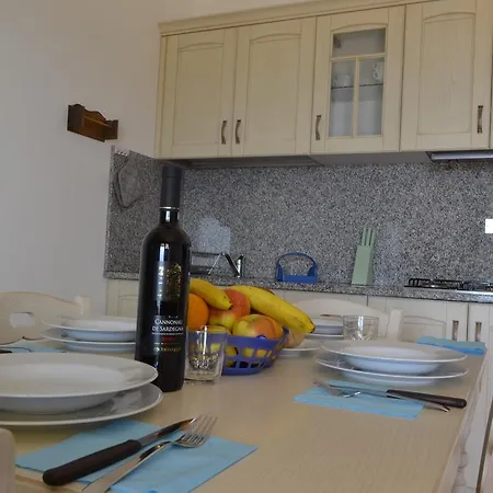 Gf Li Seddi Apartmán Badesi