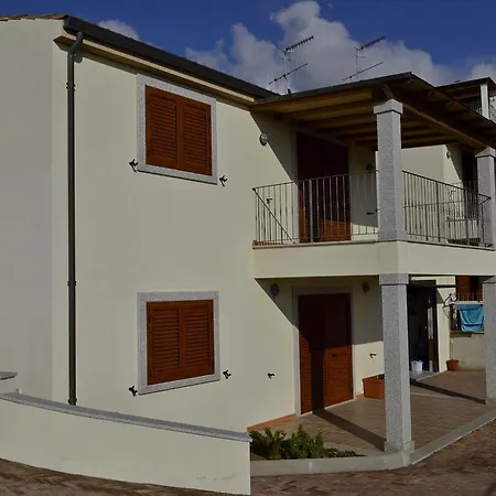 Apartamento Gf Li Seddi *