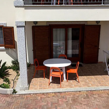 아파트 Gf Li Seddi *