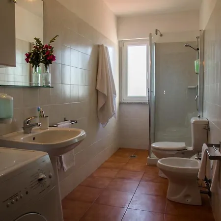 Apartamento Gf Li Seddi *