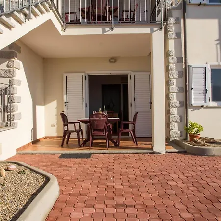 Apartment Gf Li Seddi Badesi