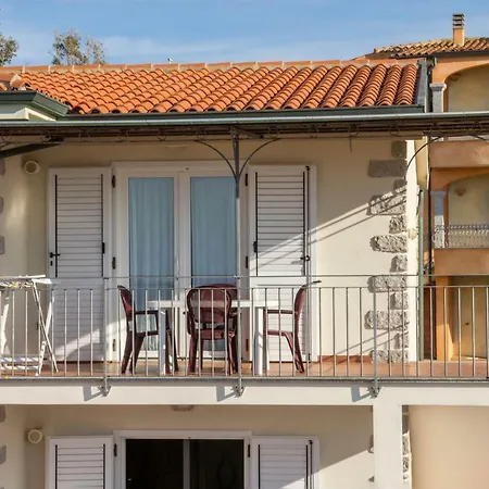 Gf Li Seddi Apartmán *