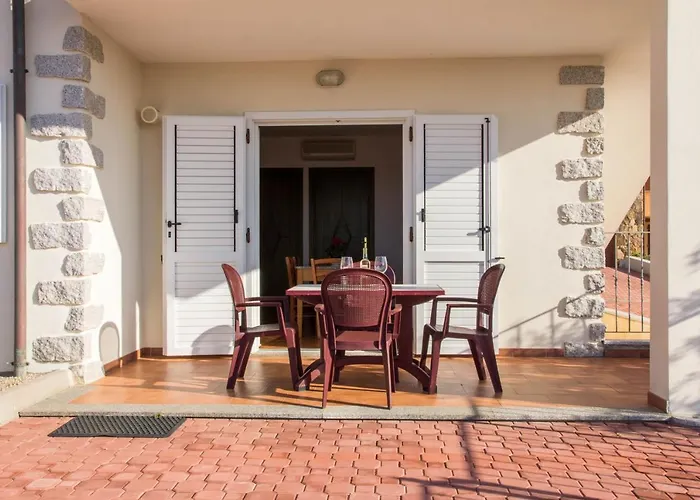 Gf Li Seddi Apartment Badesi