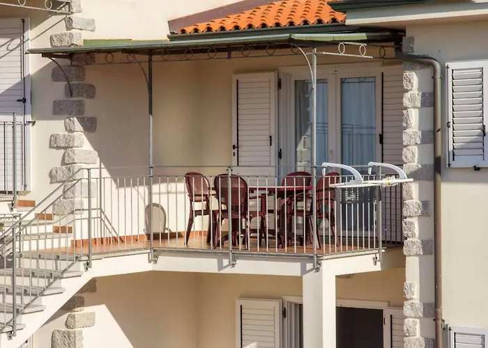 Gf Li Seddi Appartamento